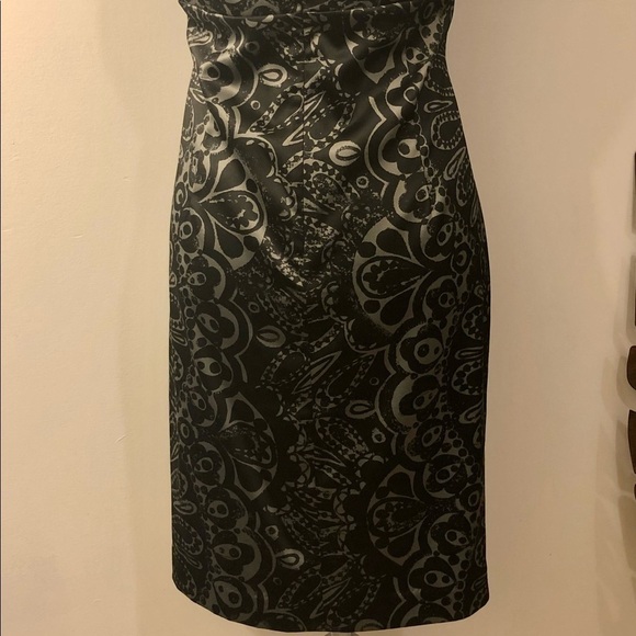 Max & Cleo BCBG Strapless Satin Dress with Sweetheart Neckline Size 12 - Picture 6 of 13